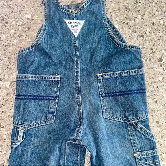 OshKosh B'gosh Blue Denim Overalls Size: 9M - Picture 4 of 5